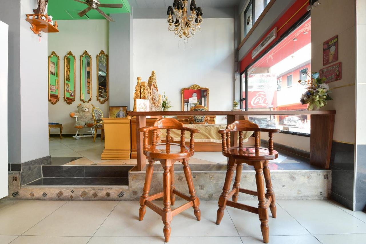 Oyo 549 Maesri Resort Pattaya Ngoại thất bức ảnh