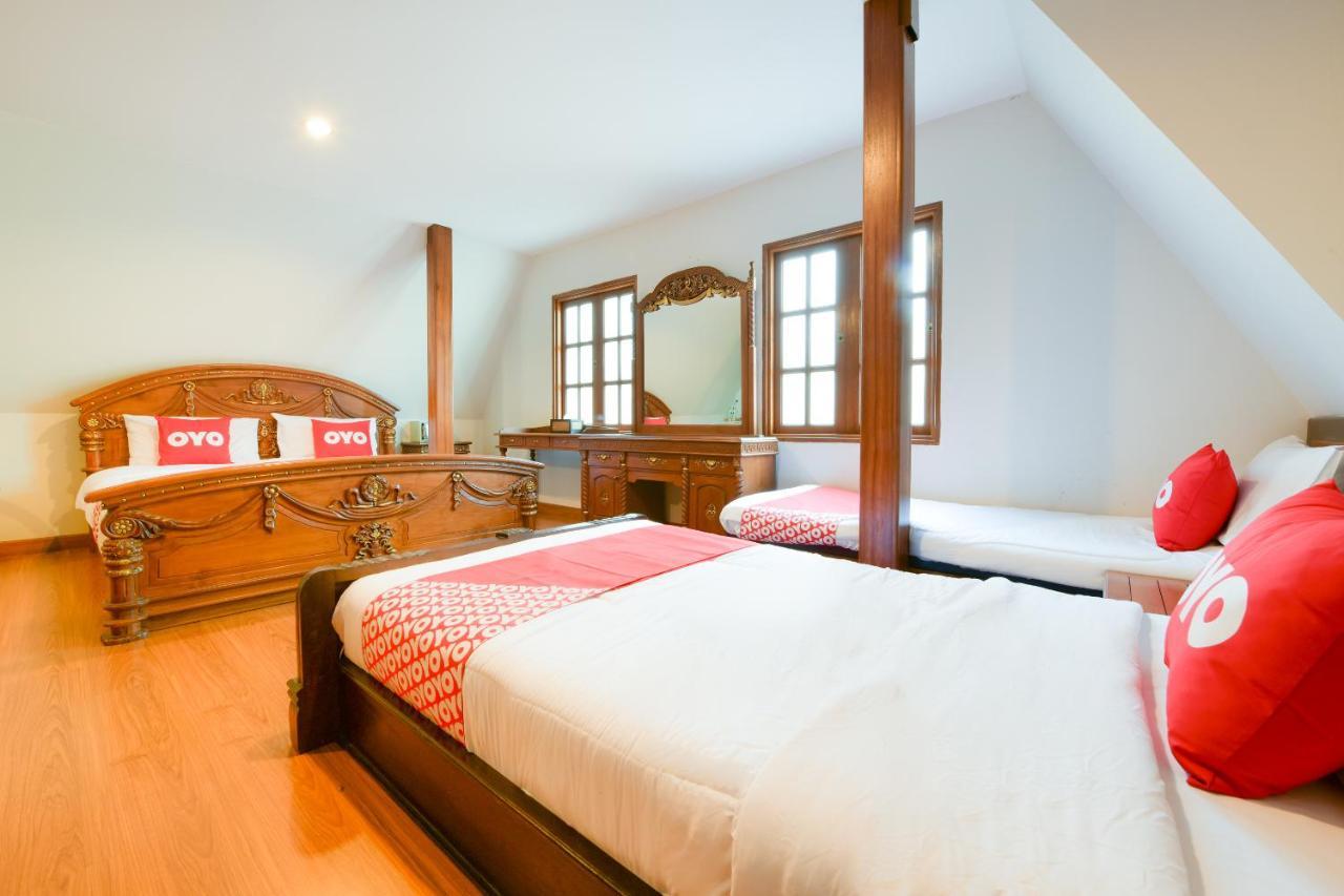 Oyo 549 Maesri Resort Pattaya Ngoại thất bức ảnh